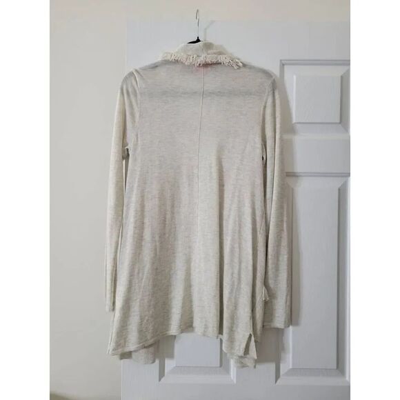 Lilly Pulitzer Bridget Open Cardigan Fringe Trim Women’s Medium Sweater, Oatmeal - Picture 7 of 8